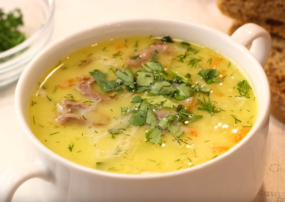  Как приготовить сырный суп по-французски с курицей.