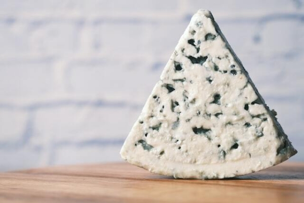 5 признаков, что вам нужно перестать есть сыр