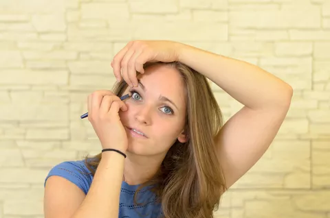 5 способов использовать кайал для глаз