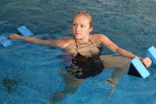 Как плавать в бассейне и сколько, чтобы похудеть?