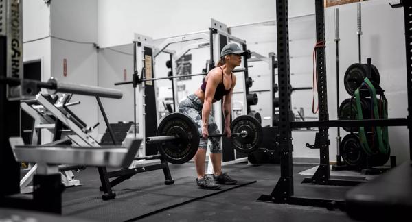 Двуглавая мышца бедра: функции, анатомия: как накачать? Двуглавая мышца бедра: функции, анатомия: как накачать?