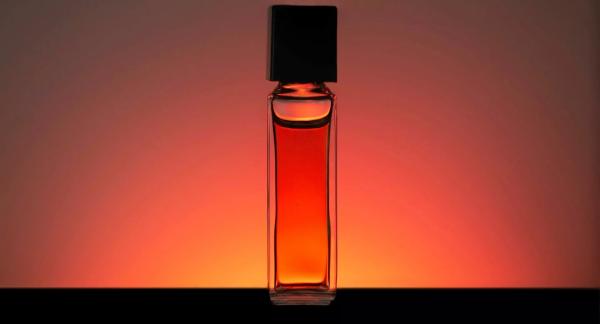 Аромат уместности: какой парфюм не вызовет осуждающих взглядов на тренировке в спортзале Аромат уместности: какой парфюм не вызовет осуждающих взглядов на тренировке в спортзале