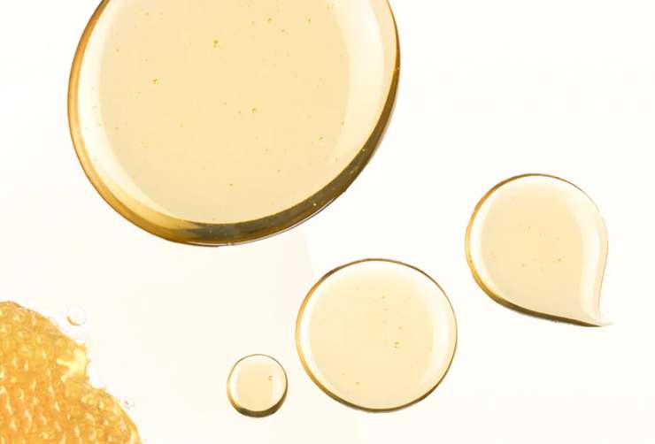 Масло для лица и сыворотки: в чем разница и что выбрать