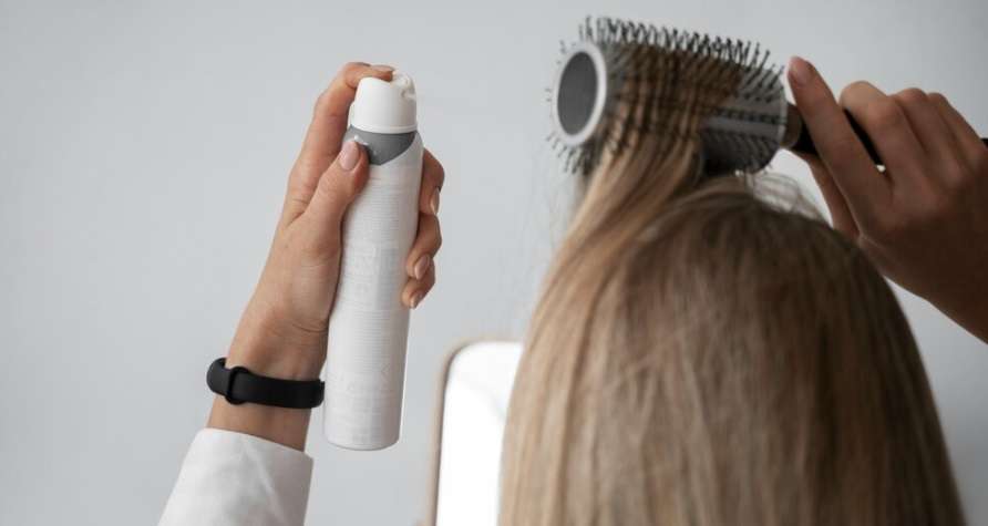 Сухой шампунь: все плюсы и минусы использования средства Сухой шампунь: все плюсы и минусы использования средства