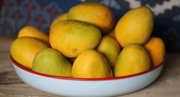 Как выбрать вкусное и спелое манго и что из него приготовить Как выбрать вкусное и спелое манго и что из него приготовить