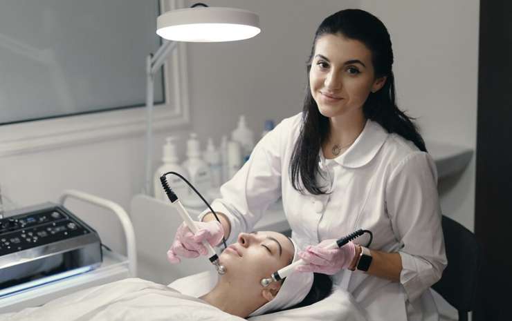 Буду жаловаться: что делать, если косметолог нанес вред вашей внешности Буду жаловаться: что делать, если косметолог нанес вред вашей внешности