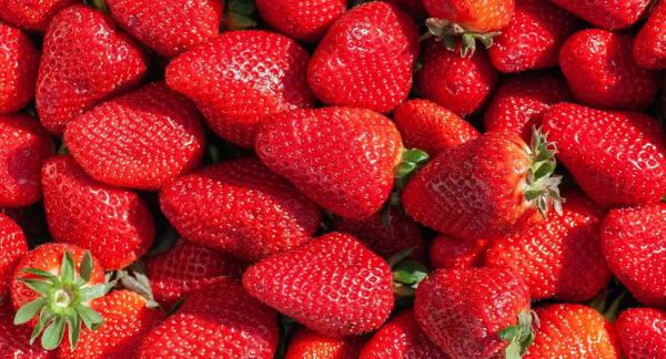 Польза клубники для здоровья и 12 рецептов для снижения веса с КБЖУ Польза клубники для здоровья и 12 рецептов для снижения веса с КБЖУ