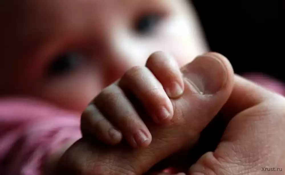 Ребенок от трех родителей, связанных ЭКО, избавлен от наследственных заболеваний