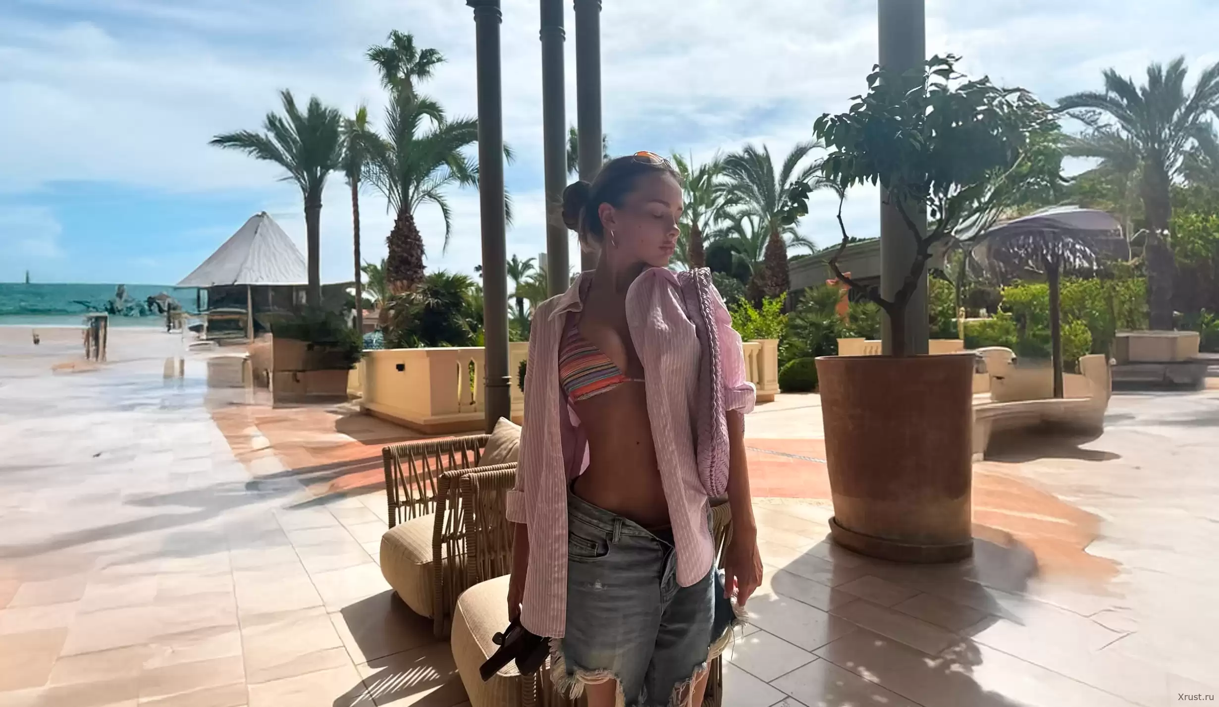 «От террасы Монако до сердец подписчиков: как Валя Карнавал превращает отдых в искусство» «От террасы Монако до сердец подписчиков: как Валя Карнавал превращает отдых в искусство»