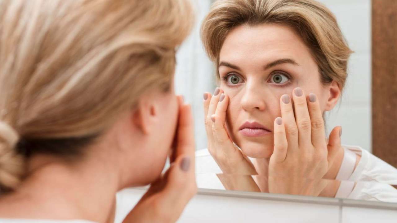 И снова огурцом: способы придать лицу свежий вид после бессонной ночи И снова огурцом: способы придать лицу свежий вид после бессонной ночи