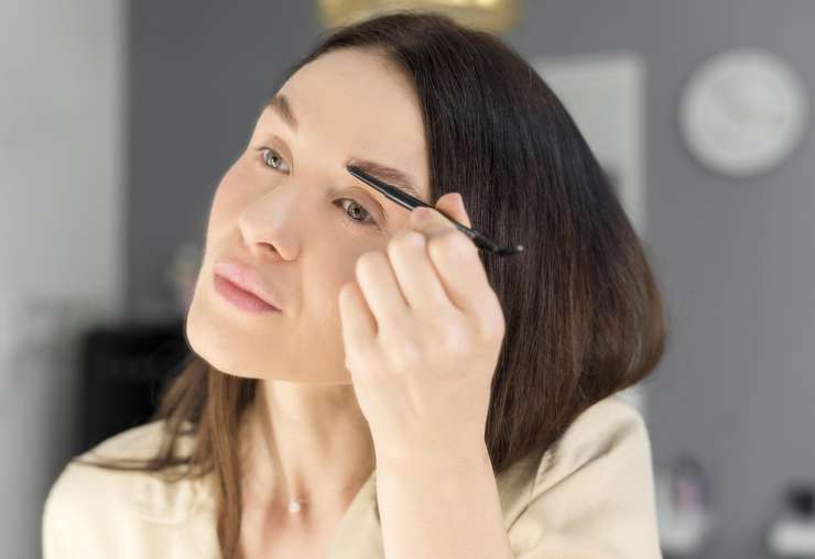 Нелепо и вызывающе: топ ошибок в оформлении бровей Нелепо и вызывающе: топ ошибок в оформлении бровей