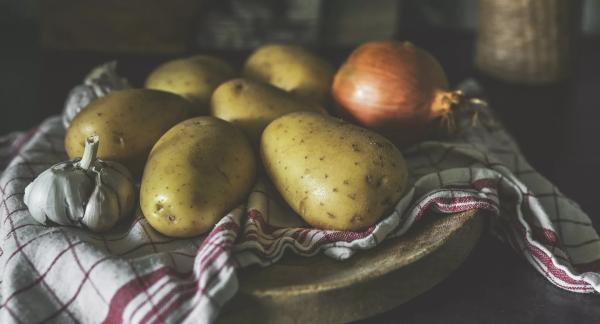 Картошка при похудении: чем полезна для фигуры и что с ней приготовить Картошка при похудении: чем полезна для фигуры и что с ней приготовить