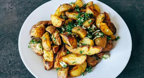 Картошка при похудении: чем полезна для фигуры и что с ней приготовить Картошка при похудении: чем полезна для фигуры и что с ней приготовить