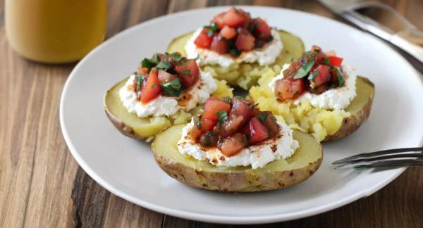 Картошка при похудении: чем полезна для фигуры и что с ней приготовить Картошка при похудении: чем полезна для фигуры и что с ней приготовить