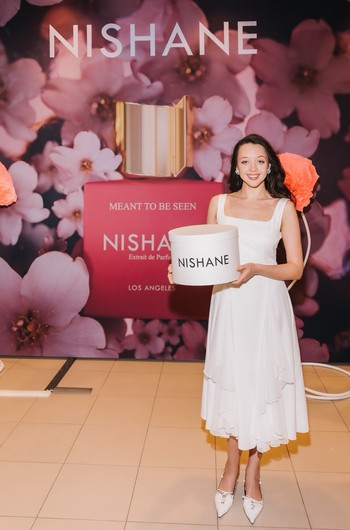 Презентация аромата «MEANT TO BE SEEN» от NISHANE Презентация аромата «MEANT TO BE SEEN» от NISHANE